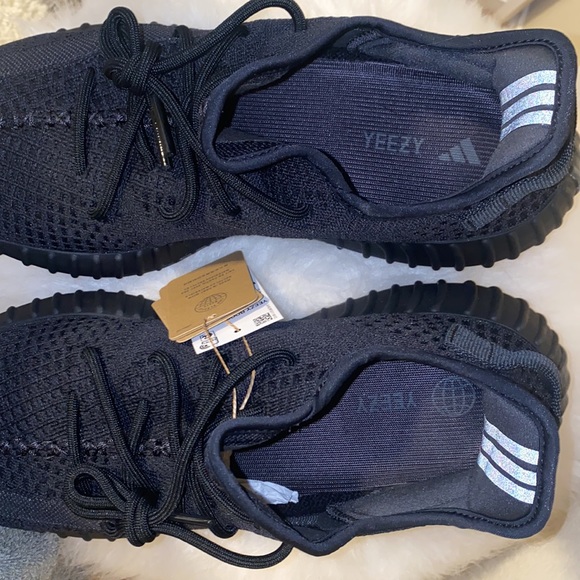 Yeezy Boost 350 V2 Onyx Mens 12 - Picture 5 of 12